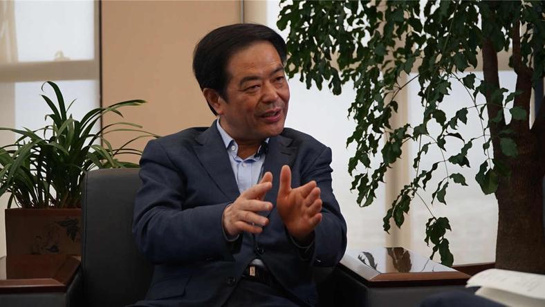 千亿巨子与他的海岛帝国